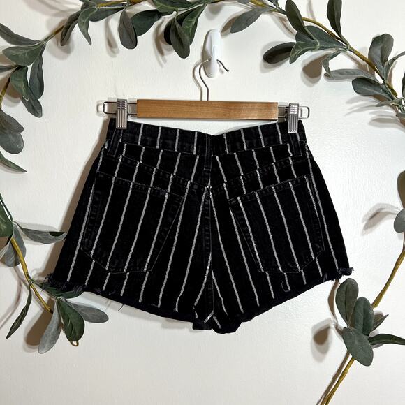 Reformation Jeans Striped Shorts LAST CALL - Picture 3 of 6